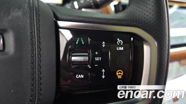 Land Rover Range Rover Velar 3.0 P400 R-Dynamic HSE 2022 — фото 35