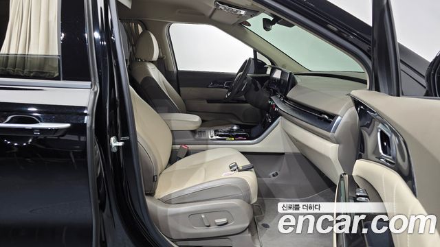 Kia Carnival (IV) Gasoline 4-Seater Hi-Limousine Signature 2023 — фото 26