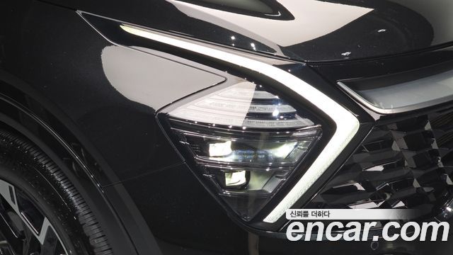 Kia Sportage (V) Gasoline 1.6 Turbo 4WD Signature 2024 — фото 22