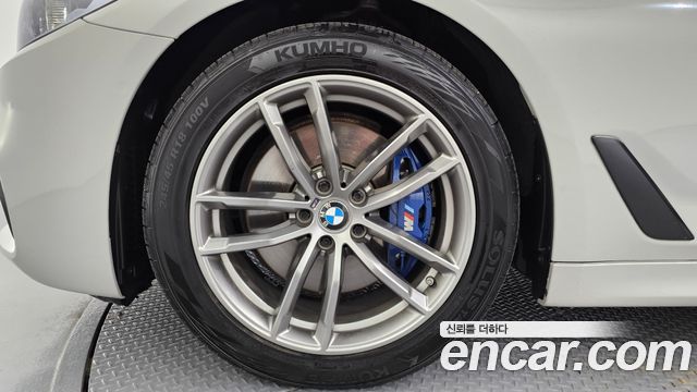 BMW 5 Series (G30) 530i M Sport Package Plus 2019 — фото 5