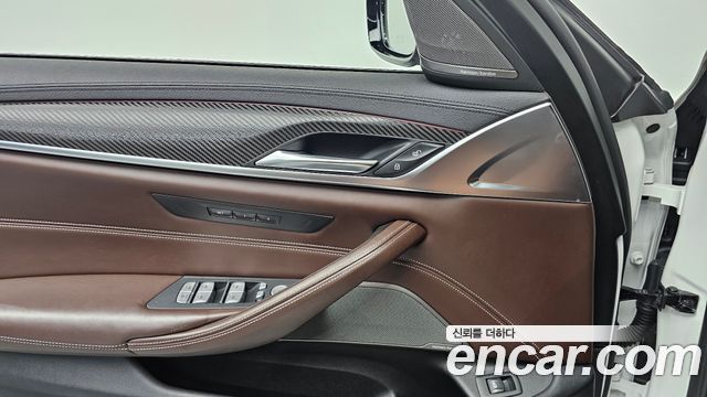 BMW 5 Series (G30) 530i M Sport Package Plus 2019 — фото 18