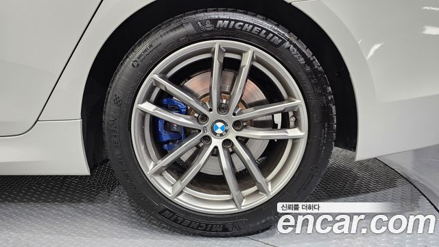 BMW 5 Series (G30) 530i M Sport Package Plus 2019 — фото 21