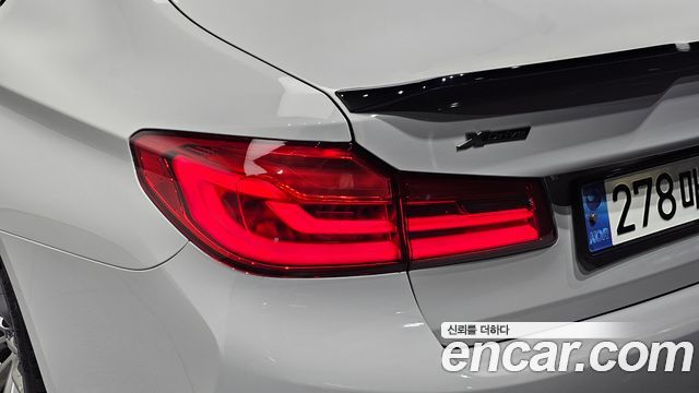 BMW 5 Series (G30) 530i M Sport Package Plus 2019 — фото 23