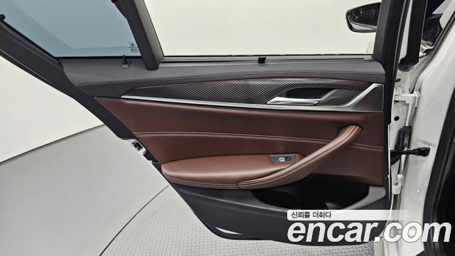 BMW 5 Series (G30) 530i M Sport Package Plus 2019 — фото 25