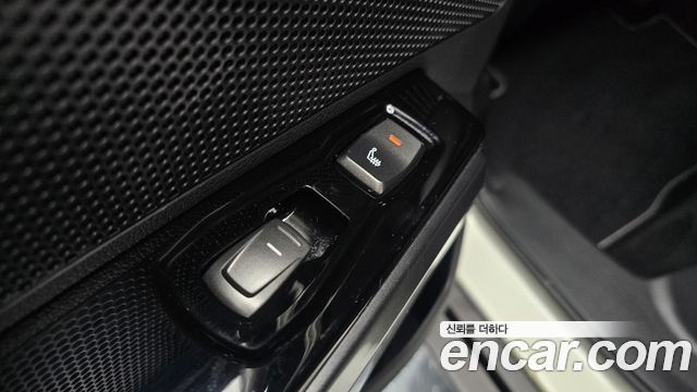 KG Mobility (SsangYong) Very New Tivoli Gasoline 1.5 2WD V3 2022 — фото 23
