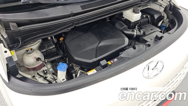 Hyundai Staria Cargo 3-Seater Modern 2022 — фото 6