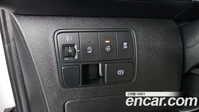 Hyundai Staria Cargo 3-Seater Modern 2022 — фото 19