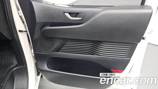 Hyundai Staria Cargo 3-Seater Modern 2022 — фото 24