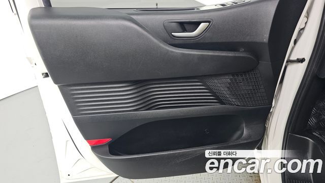 Hyundai Staria Cargo 3-Seater Modern 2022 — фото 25