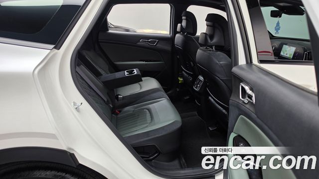 Kia Sportage Hybrid (V) 30Th Edition 2WD 2024 — фото 15
