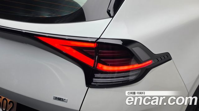 Kia Sportage Hybrid (V) 30Th Edition 2WD 2024 — фото 28