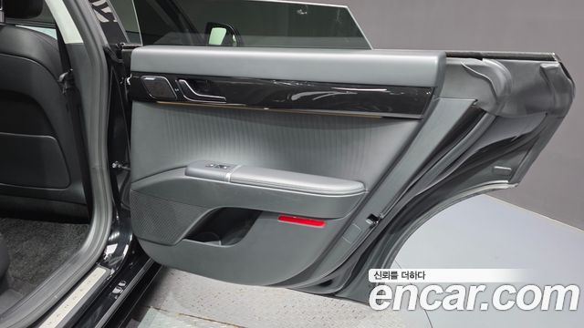 Hyundai Grandeur (GN7) 3.5 Gasoline 2WD Calligraphy 2023 — фото 25