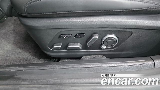 Hyundai Grandeur (GN7) 3.5 Gasoline 2WD Calligraphy 2023 — фото 33