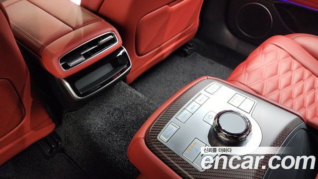 Genesis G80 (RG3) Gasoline 2.5 Turbo 2WD 2025 — фото 17
