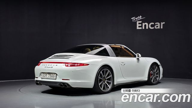 Porsche 911 TARGA 4S 991 2015 — фото 2