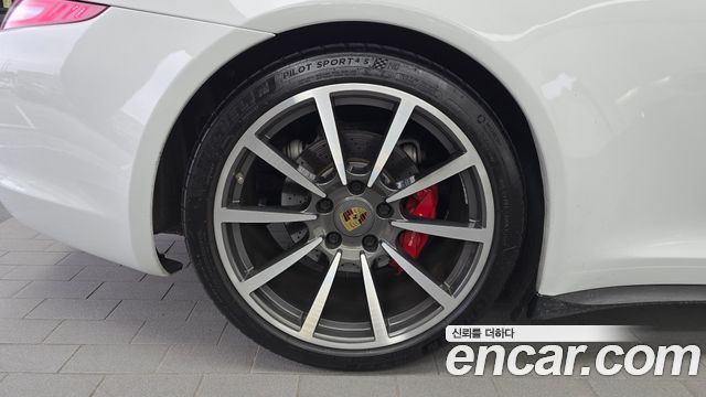 Porsche 911 TARGA 4S 991 2015 — фото 5