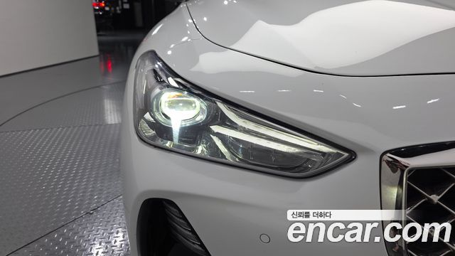 Genesis G70 2.0T Elite 2019 — фото 22