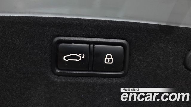 Genesis G70 2.0T Elite 2019 — фото 27