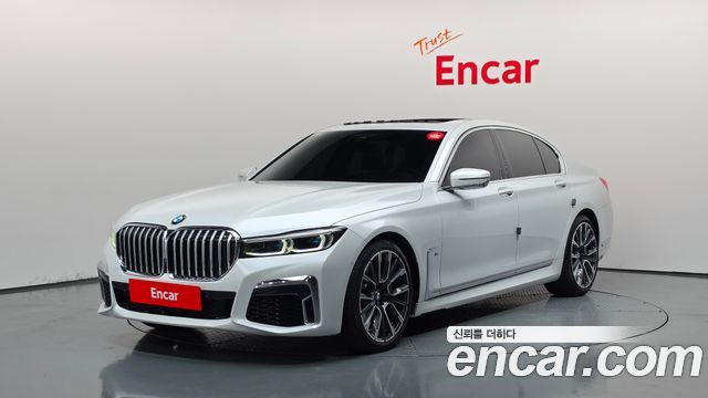 BMW 7 Series (G11) 740i M Sport