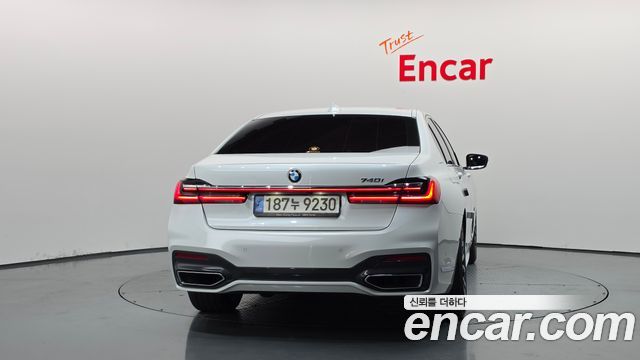BMW 7 Series (G11) 740i M Sport 2022 — фото 4