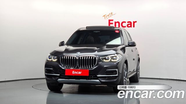 BMW X5 (G05) xDrive 45e xLine 2023 — фото 3