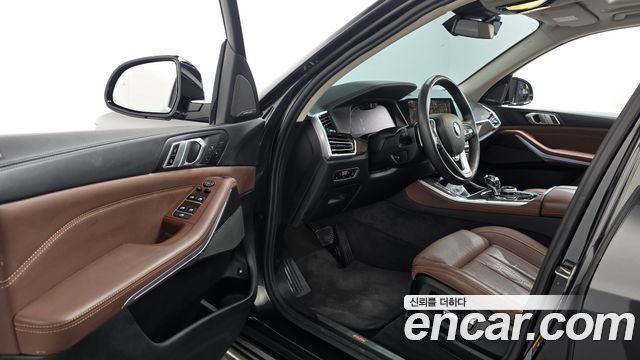 BMW X5 (G05) xDrive 45e xLine 2023 — фото 10