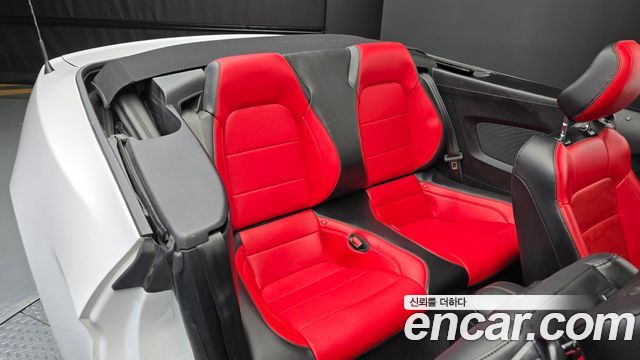 Ford Mustang Convertible 2021 — фото 11