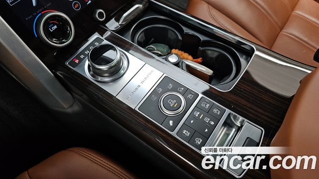 Land Rover Range Rover (IV) 5.0 SC AB LWB 2017 — фото 9