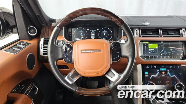 Land Rover Range Rover (IV) 5.0 SC AB LWB 2017 — фото 13