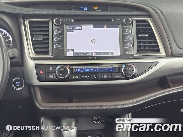 Toyota Highlander Limited 2014 — фото 18