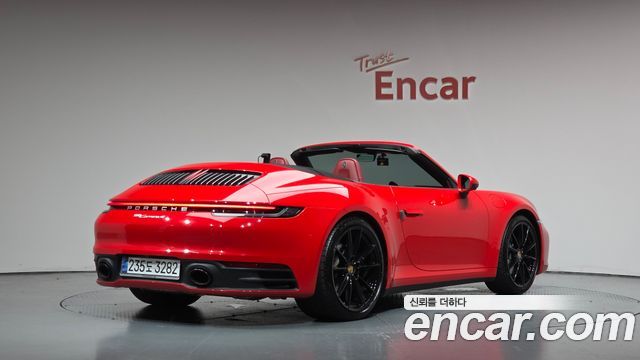 Porsche 911 (992) Carrera 4 Cabriolet 2024 — фото 2