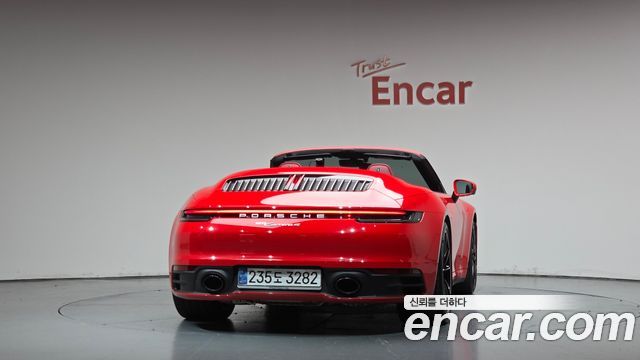 Porsche 911 (992) Carrera 4 Cabriolet 2024 — фото 4