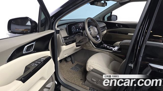 Kia Carnival (IV) Gasoline 4-Seater Hi-Limousine (Special) 2023 — фото 10