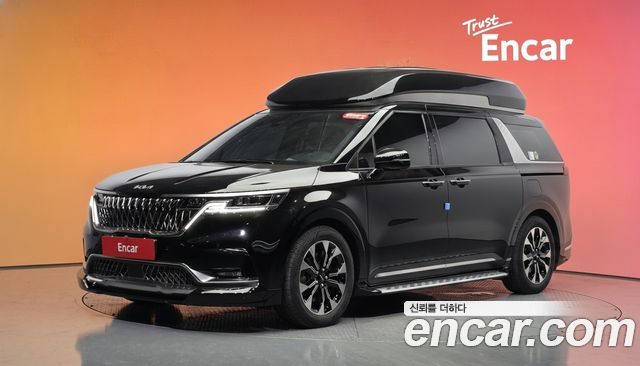 Kia Carnival (IV) Gasoline 4-Seater Hi-Limousine (Special) 2023 — фото 1