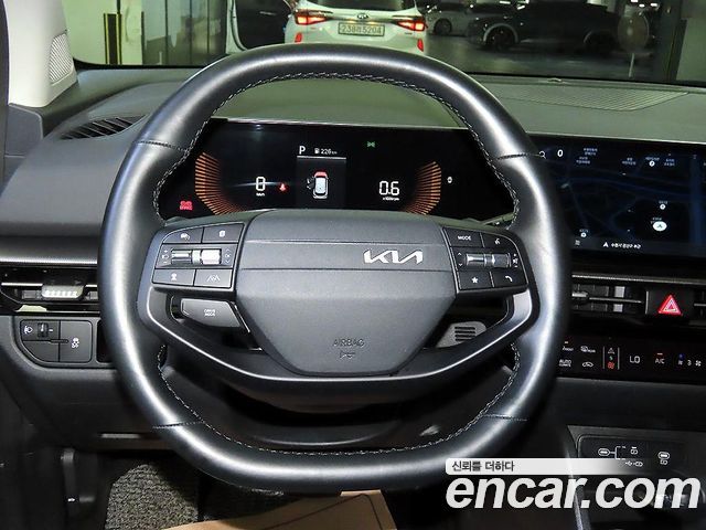 Kia Sportage (V) LPG 2.0 2WD Prestige 2025 — фото 8