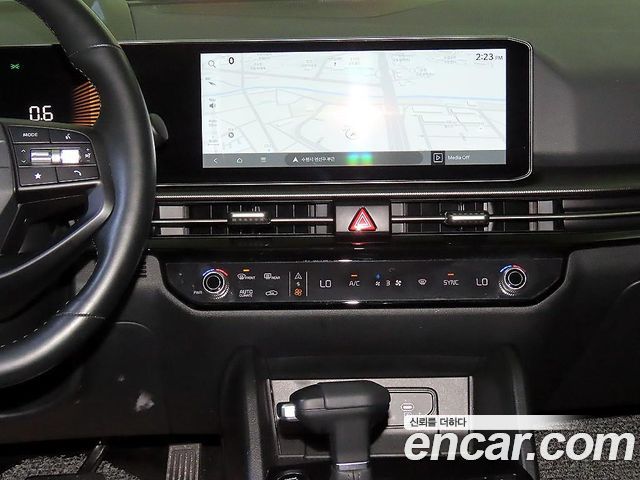 Kia Sportage (V) LPG 2.0 2WD Prestige 2025 — фото 15
