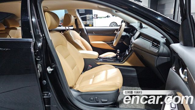 Kia K7 Premier 2.5 GDI Prestige 2020 — фото 12