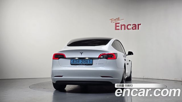 Tesla Model 3 Long Range AWD 2021 — фото 4