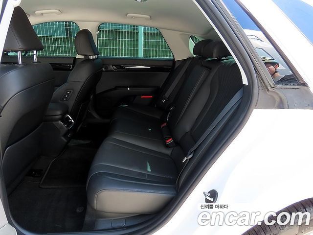 Hyundai Grandeur (GN7) 2,5 Gasoline 2WD Exclusive 2023 — фото 6