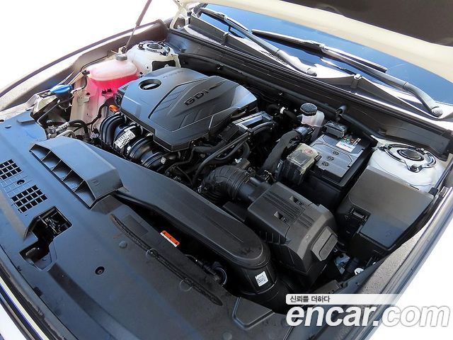 Hyundai Grandeur (GN7) 2,5 Gasoline 2WD Exclusive 2023 — фото 23