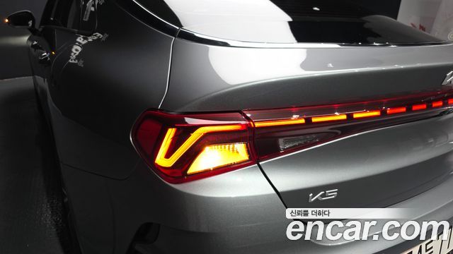 Kia K5 Hybrid (III) Prestige 2023 — фото 23