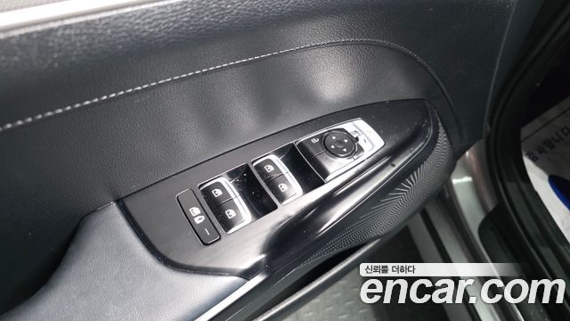 Kia K5 Hybrid (III) Prestige 2023 — фото 36