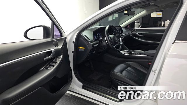 Hyundai Sonata (DN8) 2.0 LPG(rental car) Style 2020 — фото 10