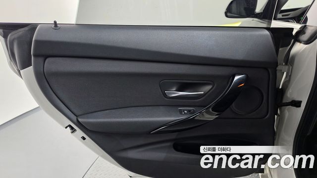 BMW 3 Series GT (F34) GT 320d 2020 — фото 25