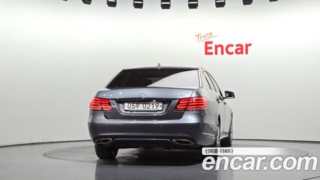 Mercedes-Benz E-Class (W212) E250 BlueTec 4MATIC AV 2016 — фото 4