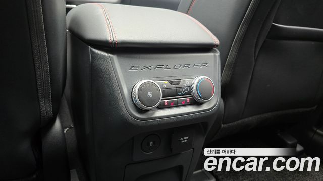 Ford Explorer (VI) 2.3 ST-Line 4WD 2025 — фото 18