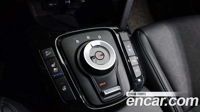 Kia Seltos Gasoline 2.0 2WD Signature 2023 — фото 9