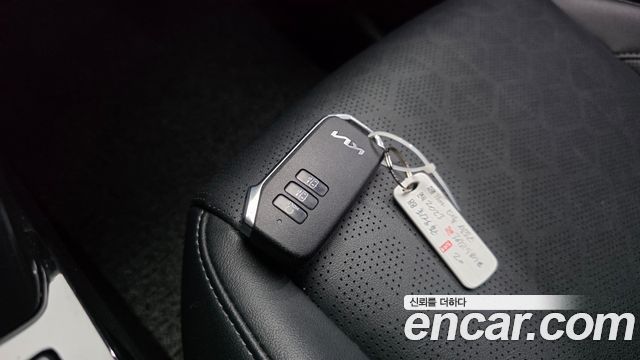 Kia Seltos Gasoline 2.0 2WD Signature 2023 — фото 19