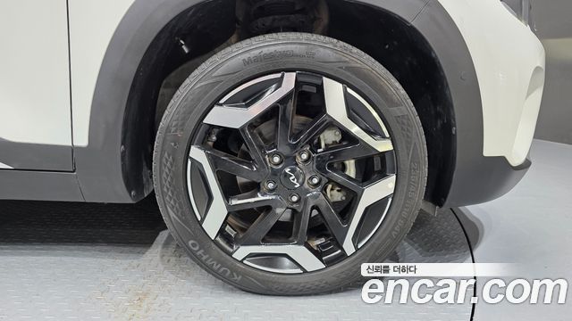 Kia Seltos Gasoline 2.0 2WD Signature 2023 — фото 21