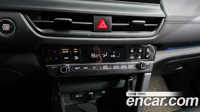 Kia Seltos Gasoline 2.0 2WD Signature 2023 — фото 31